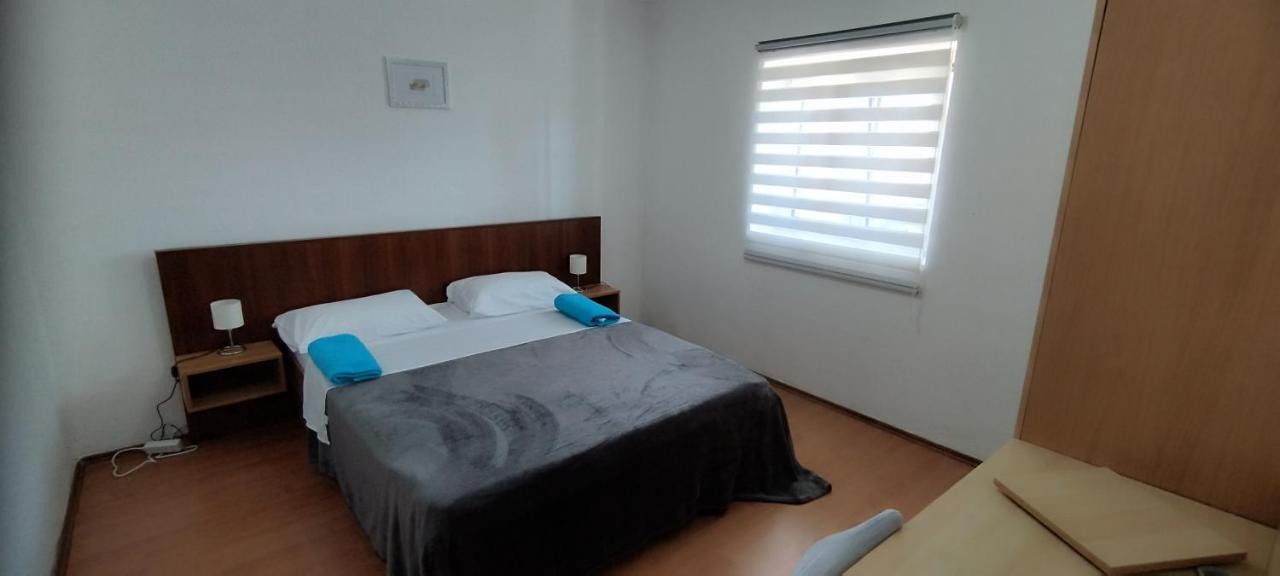 Apartments Andela Starigrad Paklenica Εξωτερικό φωτογραφία