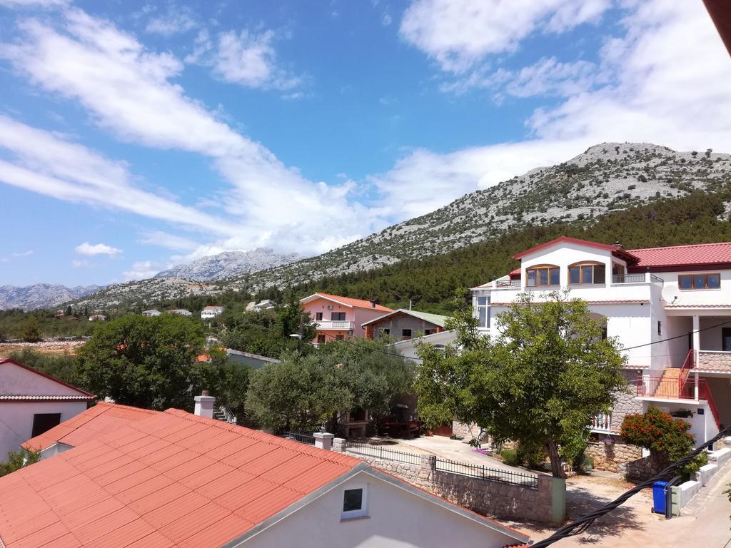 Apartments Andela Starigrad Paklenica Εξωτερικό φωτογραφία