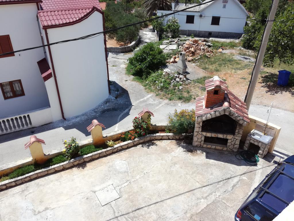 Apartments Andela Starigrad Paklenica Εξωτερικό φωτογραφία